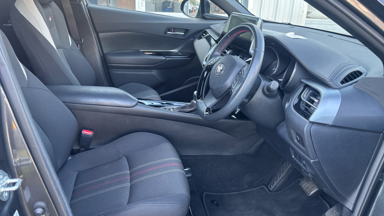 Toyota C-HR 1.8 Hybrid GR Sport 5dr CVT Hybrid Hatchback